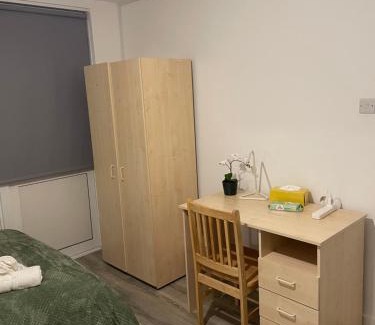 Euston Casa | Lovely Triple and Quadruple Rooms in Euston & Square in Central London