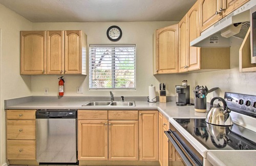 Vista Del Monte Cabaña | Lovely Tucson Casita w/ Gas Grill + Mtn Views