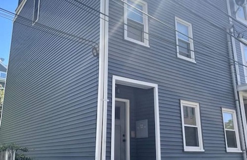 South Boston Condominio | Lovely Two Bedroom Condo in South Boston