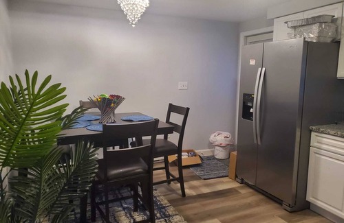 Worcester Casa | Lovely two bedroom townhouse minutes to most amenities.