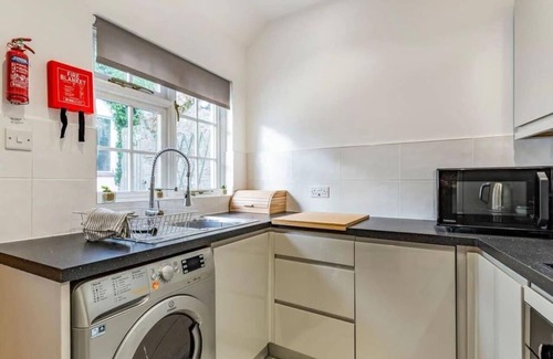 Torquay Villa | Lovely Villa 2 King 2 double 2 single 1bunk beds