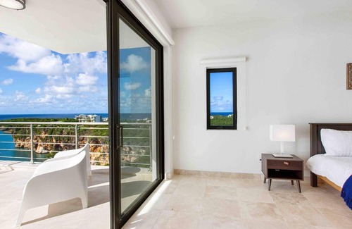 The Valley Villa | Lovely Villa in Iconic Little Bay Anguilla