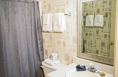 Pine Mountain Chalet De Esquí | Lovely wooded view chalet is your weekend escape!