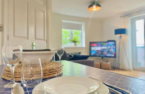 Filton Cama Y Desayuno | Lovely2Bed Bristol ApartmentFREE PARKING