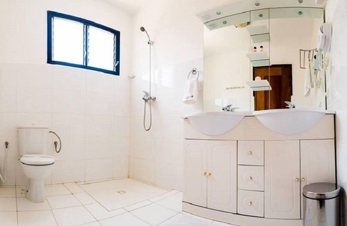 Mahajanga Hotel | Lovencie Lodge