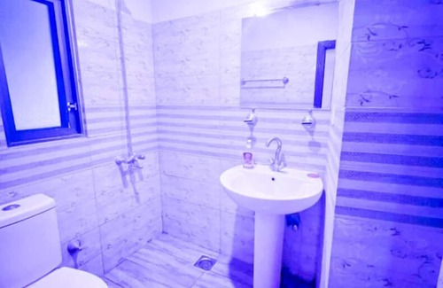 Gulshan-e-Iqbal Hotel | Lover Friends Guest House