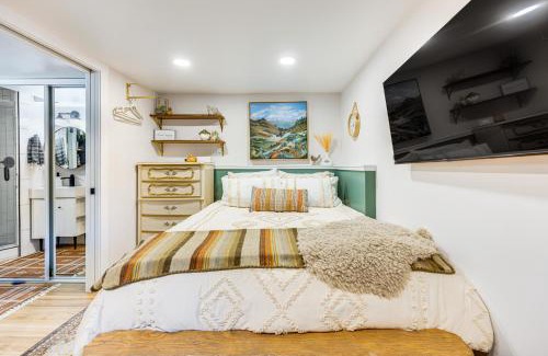 Manitou Springs Apartamento | Lovers Lane Chalet Dtwn Manitou Springs Studio!