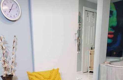 Harris Apartamento | Lovers Lane/ Studio w/Jetted Hot Tub