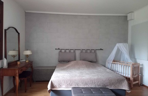 Fougerolles-Saint-Valbert Otro | Lovingly renovated farmhouse at the foot of the Vosges mountains