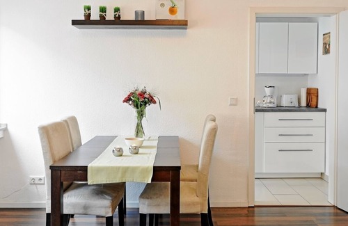 Krefeld Apartamento | Bonito apartamento de 2 habitaciones con balcón orientado al sur en Krefeld