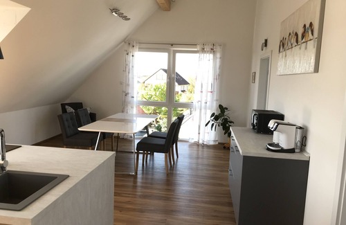 Volkach Apartamento | Con amor, moderno apartamento amueblado