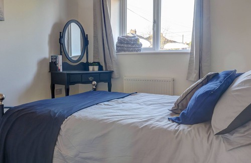 Didcot Apartamento | Low Cost, Pet Friendly 4 Bed + Parking (03)