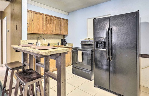 Temple Crest Casa | Low-Key Tampa Abode Close to Area Attractions