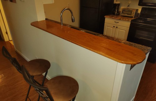 Wessex Square Casa | Low $, safe, clean 2b/1ba, S.E Charlotte, 28226,ext. stay OK, pets OK, DISCOUNTS