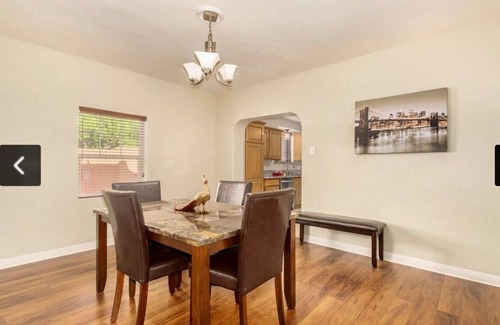 Midtown Casa | Low Summer Rates ! A Territorial Sante Fe Home with Fenced Yard 3 mile UofA