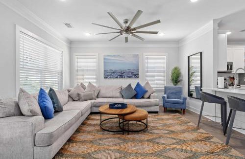 Mount Pleasant Casa | Lowcountry Lux 5 min to Beach 7 min to Dtwn