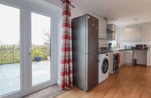 Pendoggett Cabaña | LOWENEK, pet friendly, with open fire in Port Isaac