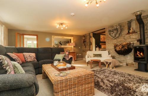 Mabe Casa | Lower Gadles