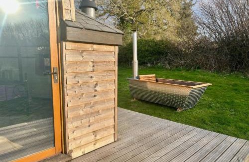Saltash Chalet De Esquí | Lower Marsh Farm Glamping