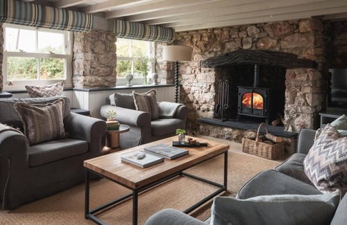 Llangennith Casa | Lower Mill - 3 Bedroom Holiday Home - Llangennith