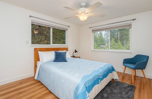 Lower Queen Anne Hotel | Lower Queen Anne Townhome