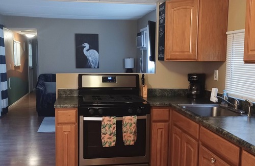 Parker Casa | ☆Lower River Retreat☆Escape the Harsh Winter, and come relax in a Desert Oasis!
