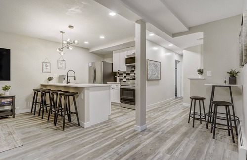 Cascade Casa | Lower Stone Lodge | Hot Tub| Game Room| Lower Unit