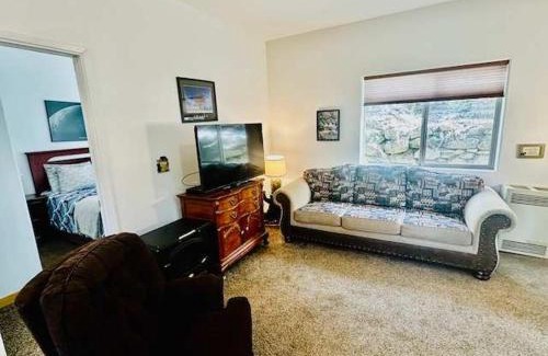 Yosemite West Apartamento | Lower Unit-Yosemite Woods-Inside Yosemite