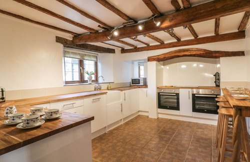 Brazzacott Casa | Lower West Curry Farmhouse, LAUNCESTON