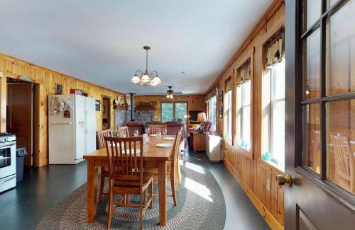 Greenville Casa | Lower Wilson Pond Refuge
