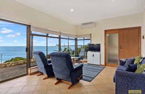 Port Elliot Casa | Lowtide 13a Battunga Ave Port Elliot - No Linen Included