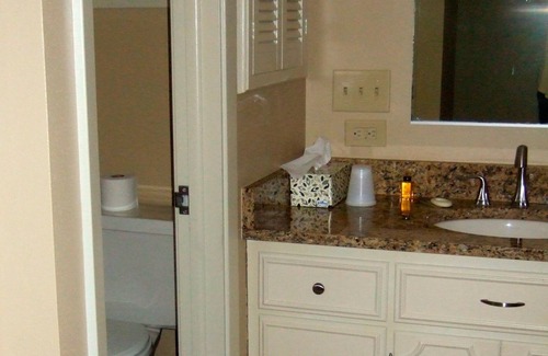 Ames Cama Y Desayuno | Loya's Little House Bed & Breakfast