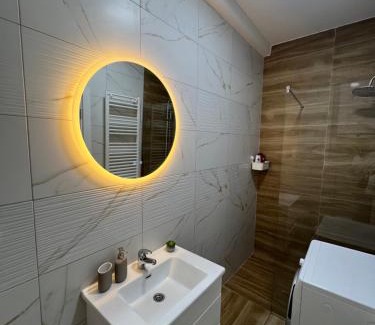 Arandelovac Apartamento | Loyal 1