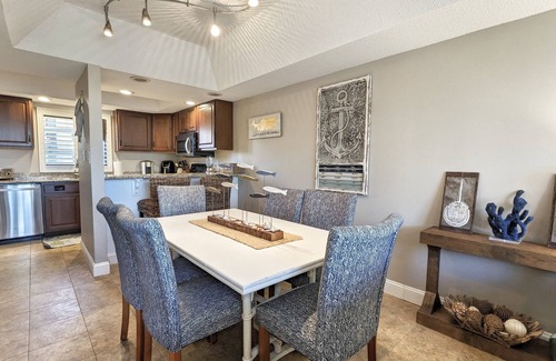 North Litchfield Beach Condominio | LR-324 Second Row Condo - North Litchfield Beach - Community Pool