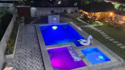 Calapan Apartamento | LS Resthouse - Loft studio with pool and garden access