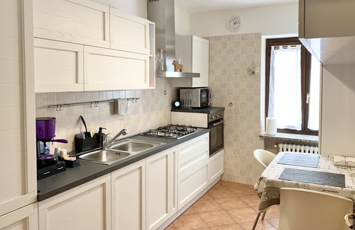Pocapaglia Apartamento | LT-Host 19 "Sujetador, Pollenzo, Alba, La Morra"