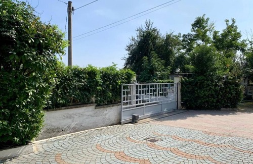 Pocapaglia Apartamento | LT-Host 19 "Sujetador, Pollenzo, Alba, La Morra"
