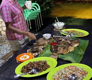 Rote Island Complejo | Lualemba Bungalow Resort