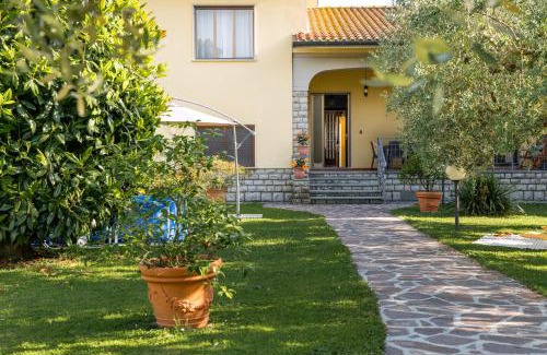 Nozzano Castello Casa | Luana & Marcello's villa