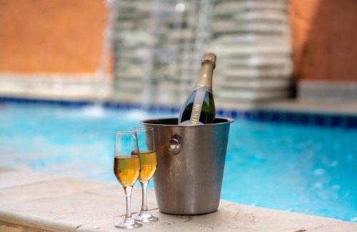 Pirenopolis Casa | LUAR DO MIRANTE ,casa com AR p temporada piscina aquecida hidro dentro da cidade