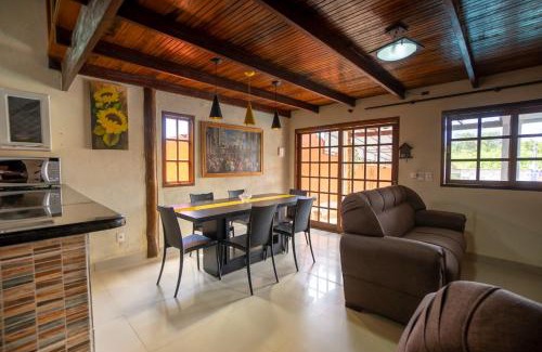 Pirenopolis Casa | LUAR DO MIRANTE ,casa com AR p temporada piscina aquecida hidro dentro da cidade