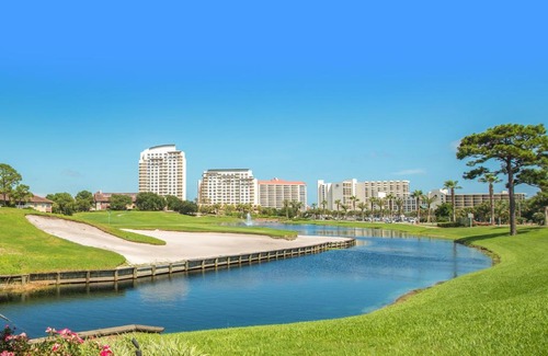 Sandestin Hotel | Luau 7012