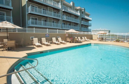 Midtown Ocean City Casa | Lucayan Resort by Kees Vacations