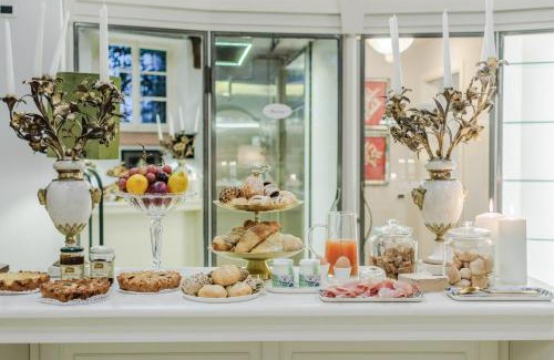 Lucca Historical Center Hotel | Lucca Heritage Retreat