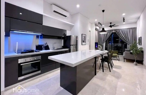 Pudu Condominio | Lucentia Residences KLCC by Hausome