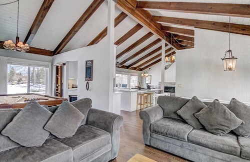 Tahoe Island Casa | Lucerne Lake House | Ski Lease 30+ Days!