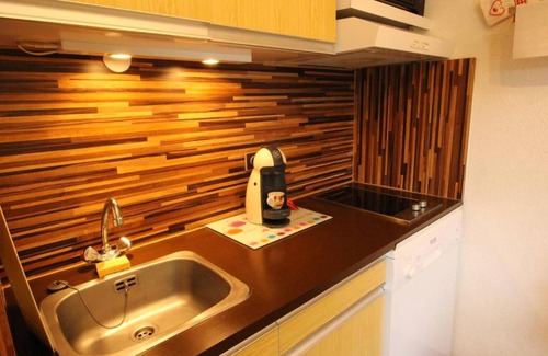 Bagneres-de-Luchon Apartamento | Luchon - Studio 2/3 pers., balcon, télécabine, proche commerces et thermes - FR-1-313-224
