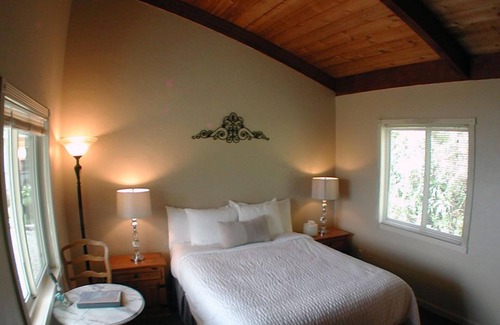 Lucia Cabina | Lucia Lodge
