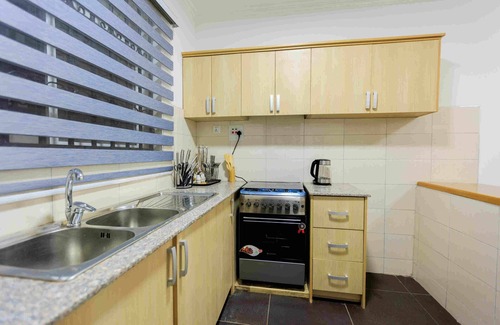 Kampala Cabaña | Lucian Cottages: 3 bedroom peaceful retreat in Munyonyo