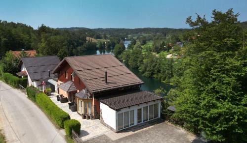 Duga Resa Apartamento | LUCIJA-apartman-studio apartmani